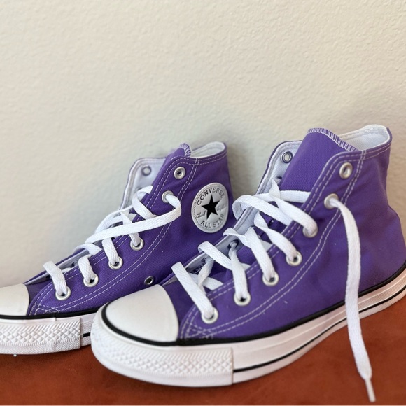 Converse High-Top Sneakers in Purple - Picture 1 of 6
